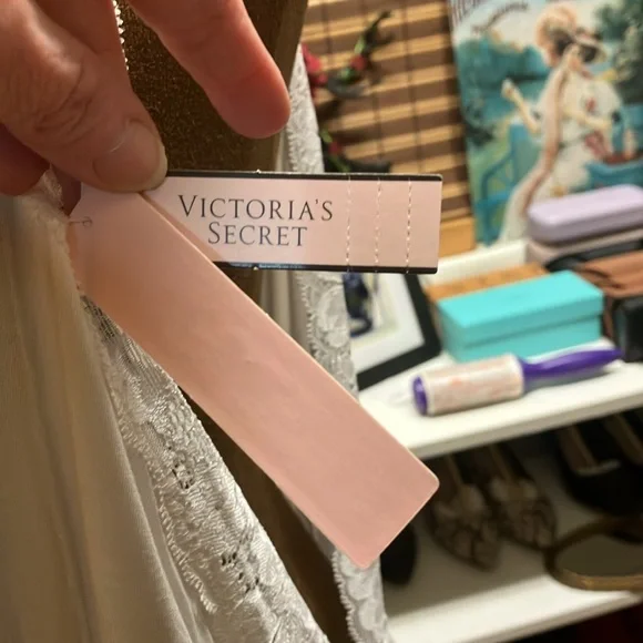 NWT Size Large Greek Goddess Victoria Secret White Nightgown or Beach cover-up - Picture 6 of 7